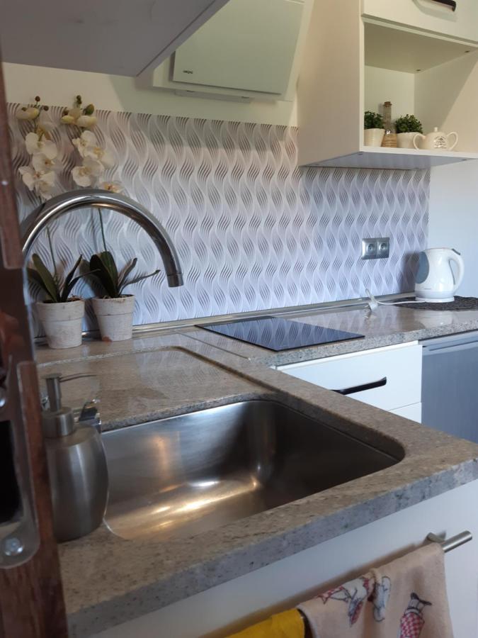Maly Apartamencik Teo Rewal Exteriér fotografie