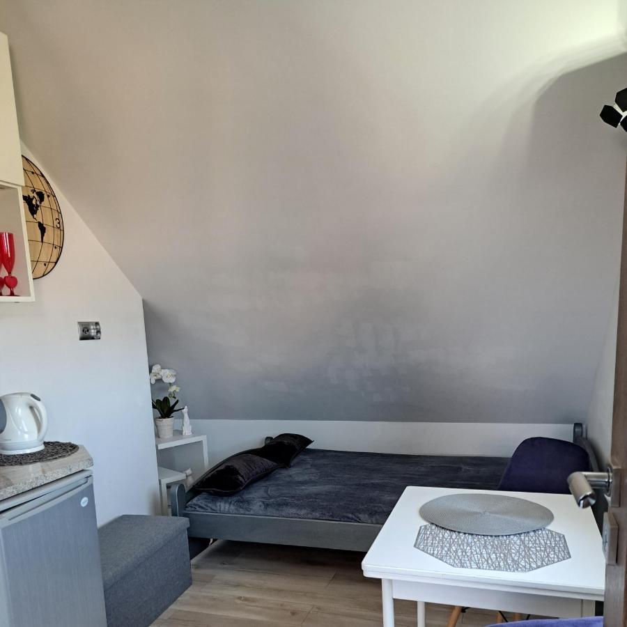 Maly Apartamencik Teo Rewal Exteriér fotografie