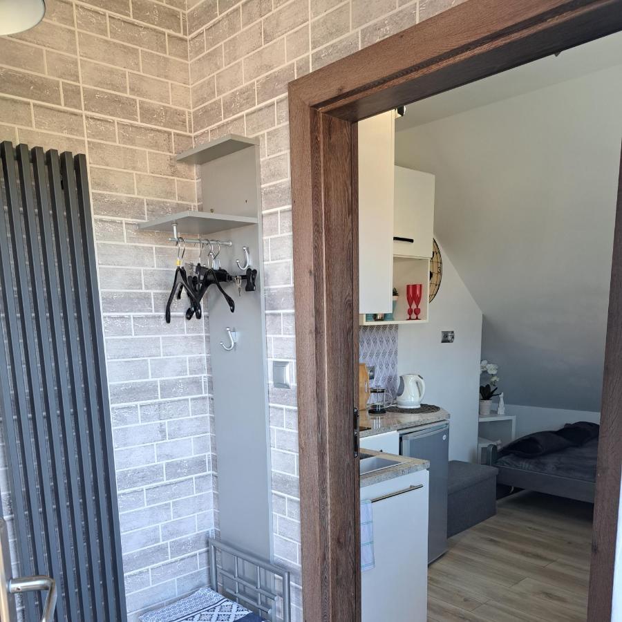 Maly Apartamencik Teo Rewal Exteriér fotografie
