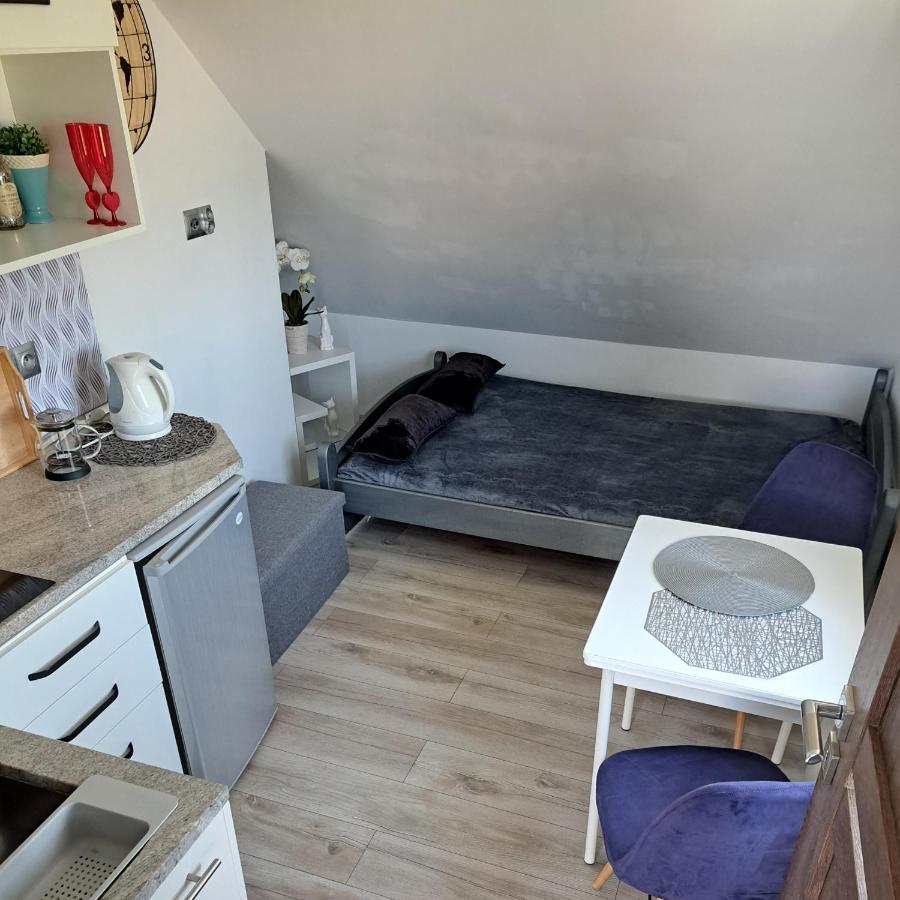 Maly Apartamencik Teo Rewal Exteriér fotografie