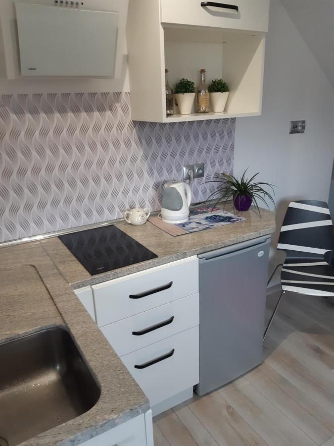 Maly Apartamencik Teo Rewal Exteriér fotografie